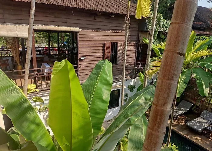 River And Hotel 4*